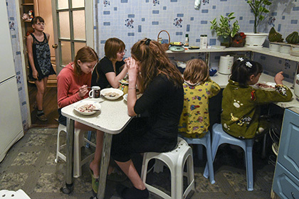 Правительство России увеличило субсидии многодетным семьям