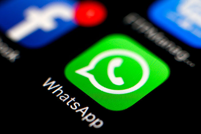От WhatsApp потребовали приостановить обмен данными с Facebook