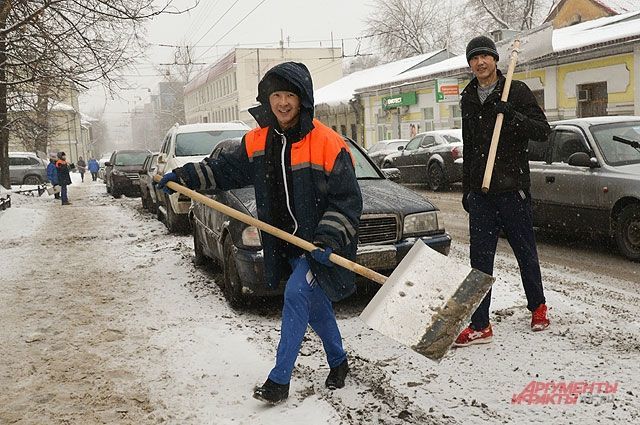 Правительство сократило число квот на временное проживание в России