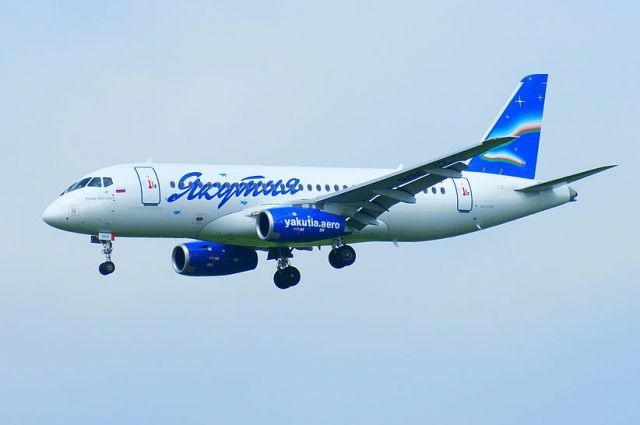 Sukhoi Superjet был вынужден вернутся в Якутск из-за неисправности