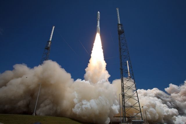 С мыса Канаверал стартовала американская ракета Atlas V со спутником GEO-3