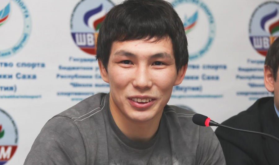 Борец Виктор Лебедев несколько лет является представителем «Дорисс» в Якутске