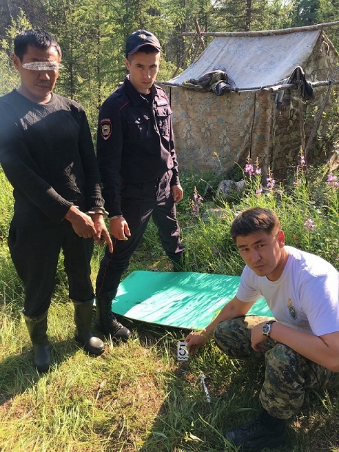 Задержан обвиняемый в убийстве трех человек во время охоты на медведя в Якутии