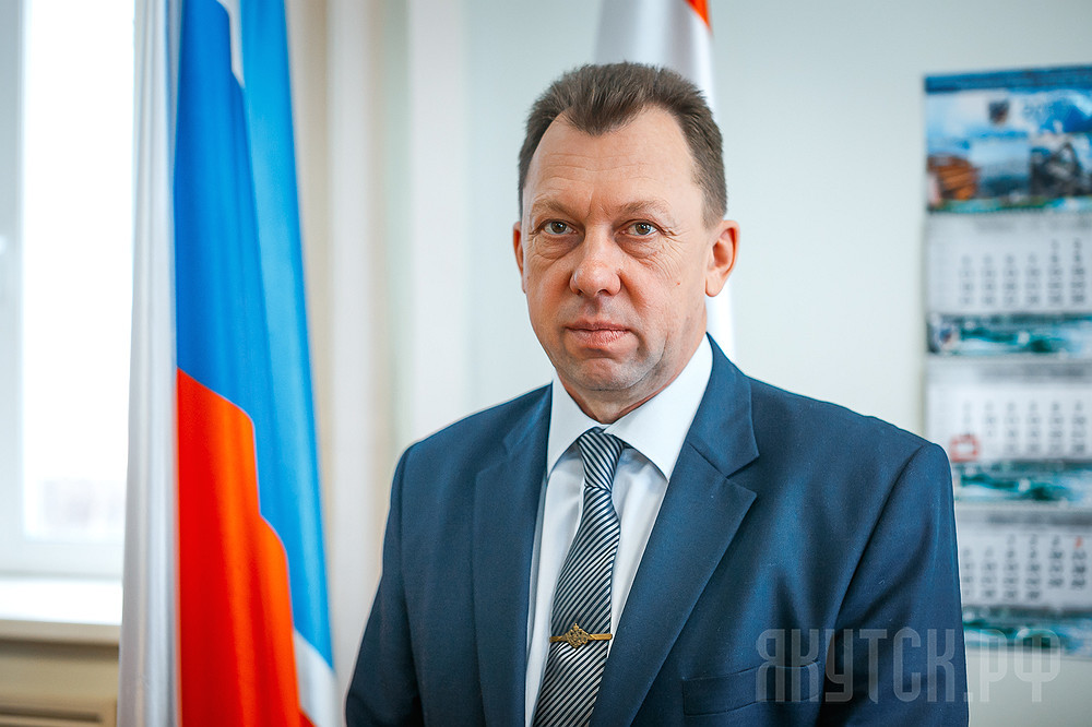 Экс-глава Строительного округа Олег Хлебников оспаривает увольнение в суде Якутска