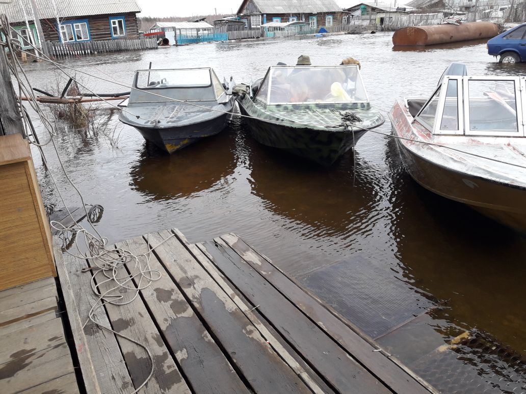 Из подтопленного поселка Эльдикан в Якутии эвакуировали 423 человека