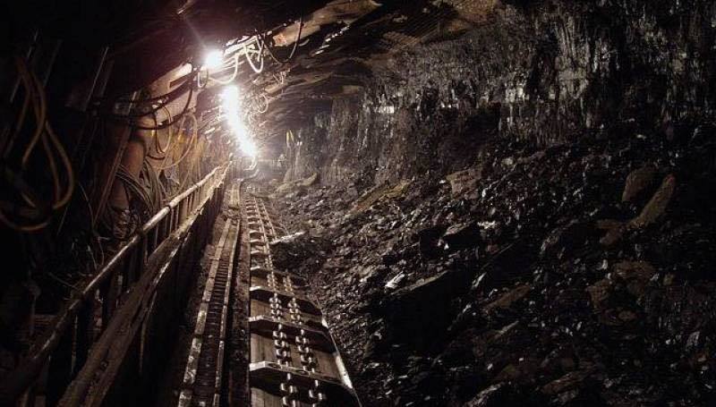 В результате взрыва на шахте в Якутии погиб человек