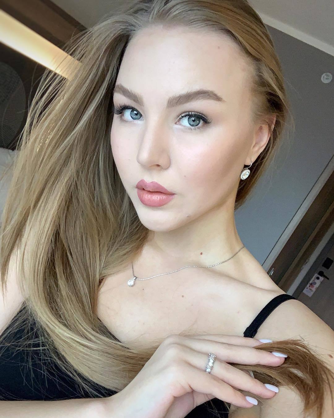 "Я подхожу под стандарты данного конкурса", - красавица из Якутии встретилась с оргкомитетом "Мисс Россия"