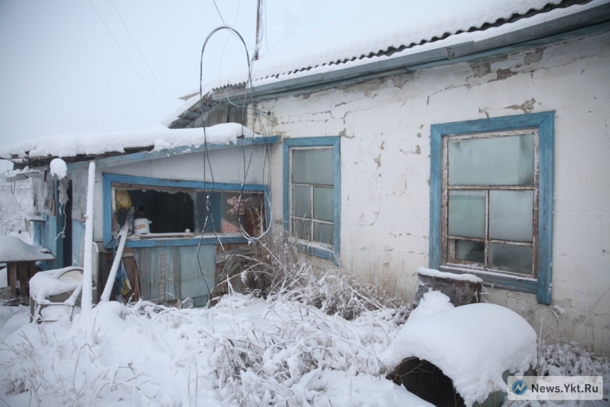 Замерзающая семья в Мархе, благодаря публикациям, переехала в лучшие условия