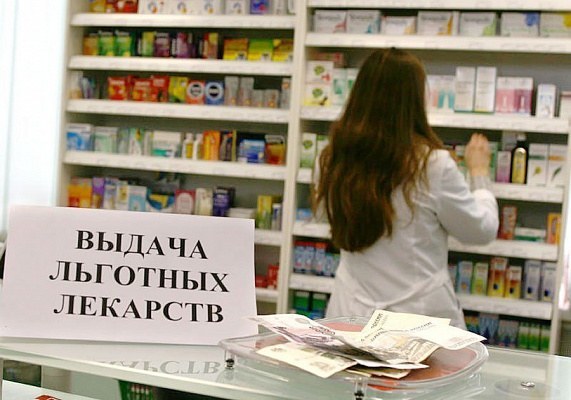 "В Якутию годами поставлялись лекарства, выгодные для одной мошеннической группировки", - источник