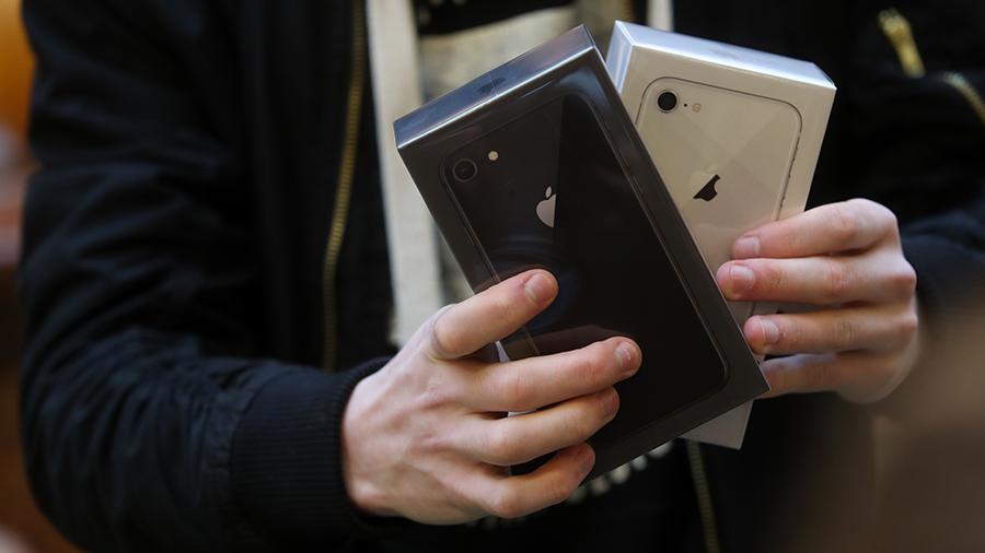 «Связной» из-за технического сбоя продавал iPhone по 6 тыс. рублей