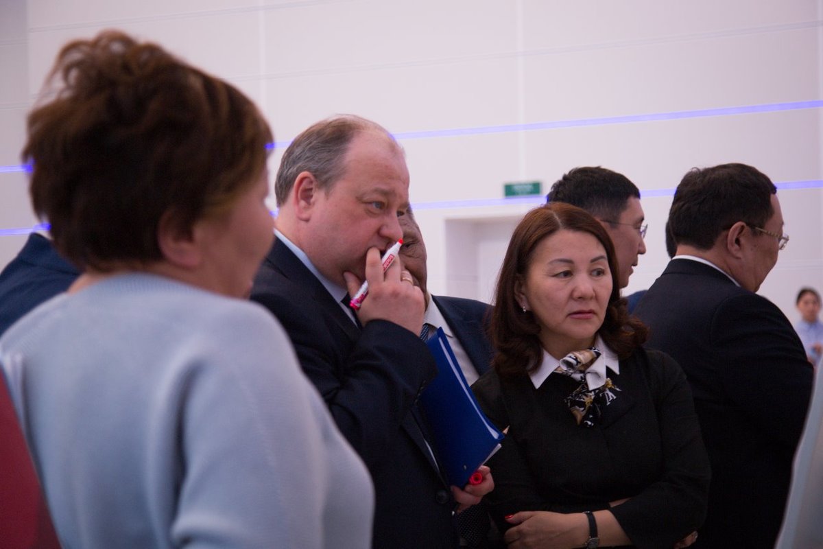 Руководство АО “Аэропорт Якутск” приняло  участие в I Стратегической сессии крупнейших предприятий республики