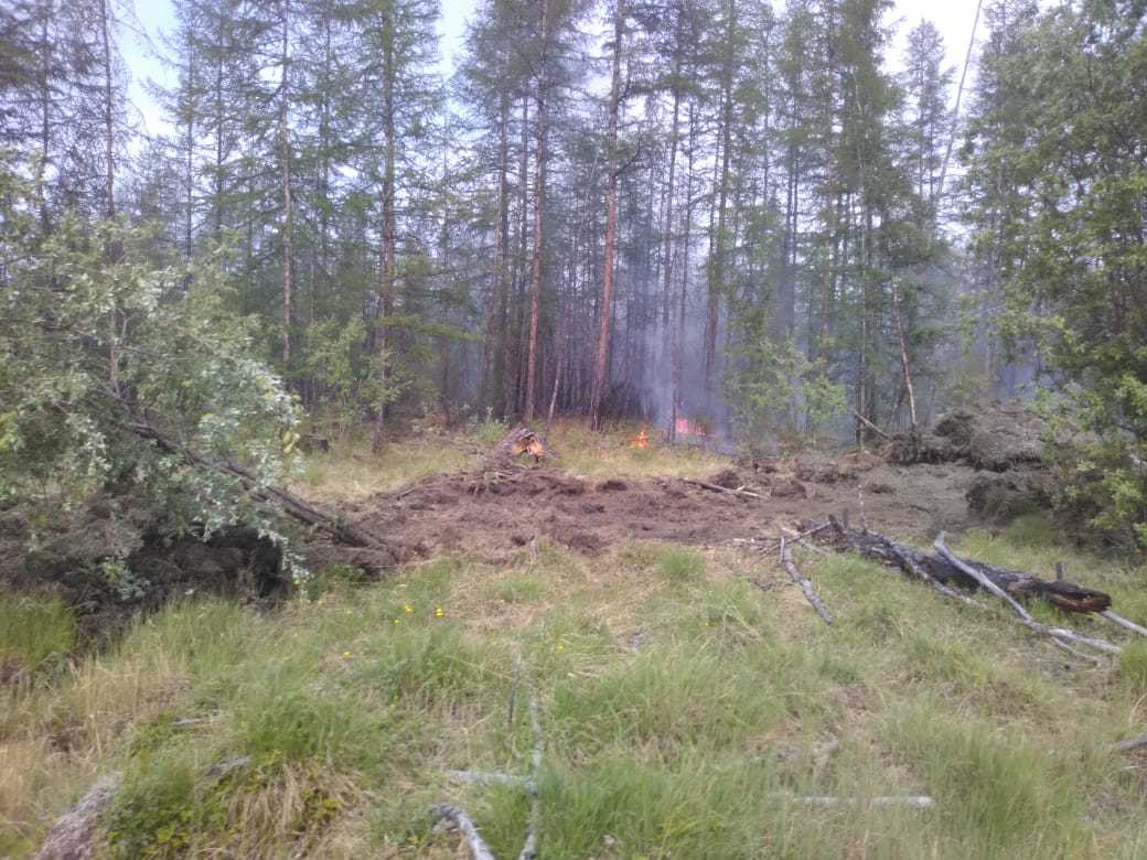 В Якутии тушат девять лесных пожаров