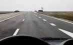 Погнали: максимальная скорость на автомагистрали — простое требование ПДД помнят на экзамене, но в 89 случаев из 100 игнорируют в жизни