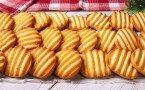 Быстро делается и всегда получается: готовим песочное печенье — за 15 минут из подручных ингредиентов