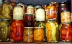 Заготовки больше не испортятся: 5 шагов для идеальной консервации — и никакой плесени