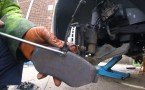 Всю жизнь менял колодки неправильно: 3 ошибки, которые открыли мне глаза — их совершают даже опытные мастера
