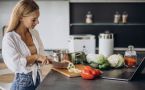 Лайфхаки для хозяек — от опытных молодым, вот 3 дельных рекомендации, которые облегчат вам жизнь на кухне