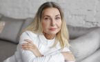 Как не состариться после 45 лет: 2 золотых правила от косметолога для сохранения молодости