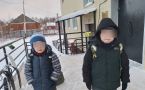 «Наши дети плакали и просились домой». В Якутии органы опеки забрали детей из многодетной семьи