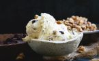 Мороженое не покупаю: делаю культовое американское «Чанки Манки» — 3 кг съедаем за неделю