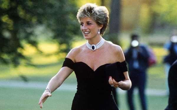 Секрет красоты принцессы Дианы: мюсли Бирхера — неожиданный способ приготовления овсянки, который считается полезнее варки