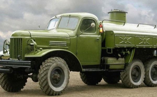 ЗИЛ-157 «Колун»: почему командиры ценили этот грузовик и не хотели менять его на новые модели — главные преимущества легендарного авто