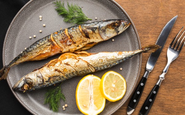 Скумбрия, от которой сносит голову: рыба с вареным картофелем по рецепту «Отвал башки» — настолько аппетитная, что невозможно устоять