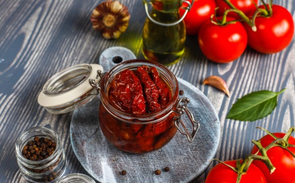 Иранский секрет вяленых томатов: концентрированный вкус лета на вашей кухне — ближневосточный рецепт от шеф-повара