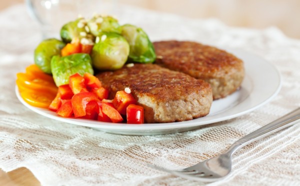 Котлета или сигарета? Насколько на самом деле полезны ваши любимые полуфабрикаты — разбираемся вместе с экспертом