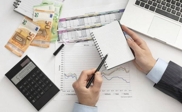 Дождь из золота и бриллиантов: в 1 половине ноября 1 знак Зодиака ждет финансовый прорыв — Вселенная расщедрилась по самое не балуй