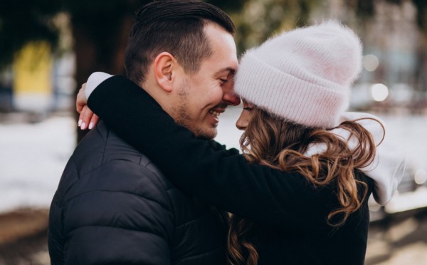 В объятиях Амура: звезды растопят сердце прагматика — 17 ноября станет днем любви и нежности для 1 знака Зодиака