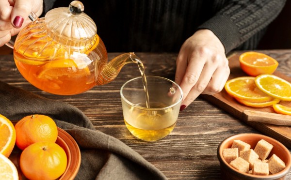 Традиционный русский чай: главный миф — правда ли, что его никогда не разбавляли кипятком