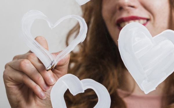 Любовь на пороге! В конце декабря 1 знак Зодиака сойдет с ума от нежности и чувств...