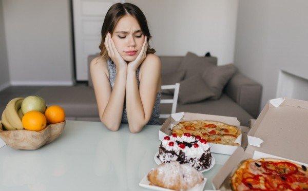 Уничтожают ваши сосуды: 4 самых вредных продуктов для ваших сосудов — незаметные убийцы