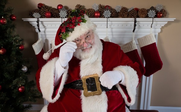Дед Мороз моложе, чем кажется — сколько ему на самом деле лет: какая политическая необходимость произвела на свет этого народного персонажа