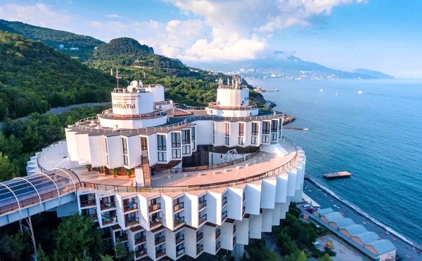 Они не должны были существовать: три шедевра, которые выглядят как объекты из будущего — СССР строил такое?!