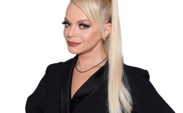 Лариса Долина заявила: «Я верну деньги, хотя их у меня и нет» — история с квартирой закрыта