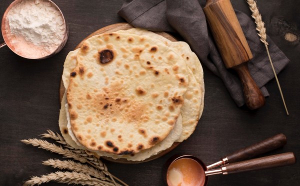 Чудесные лепешки: жарим стопку, и даже без масла — нужно 10 минут и никаких особых навыков