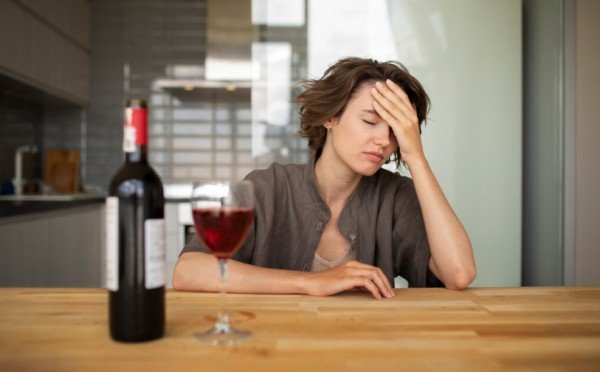 5 неочевидных признаков алкоголизма — о них почти никто не знает: узнайте себя лучше