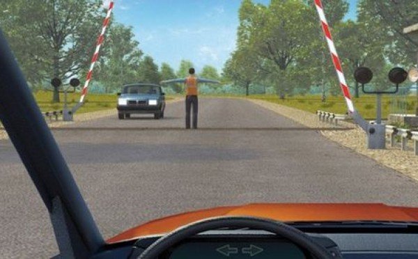 Постой, паровоз — вопрос про переезд и жест регулировщика: только 23% дают верный ответ на экзамене по ПДД