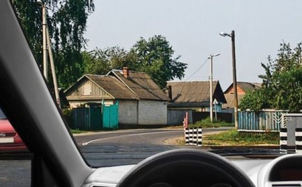 Переезд — смотрим только на сигналы: ПДД на экзамене проигнорировали 49%