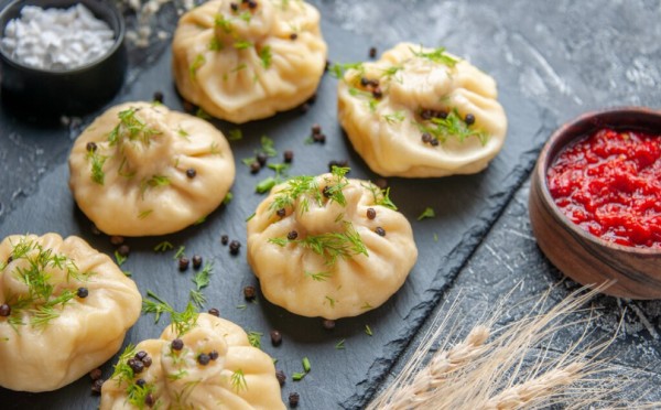 Буряты нашептали: готовьте буузы и будет счастья — рецепт необычного блюда традиционной кухни