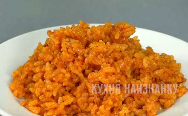 Просто рис — это скучно: за 20 минут готовлю блюдо «по-албански» и сытно даже без мяса