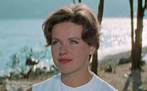 Просто ДНК, и не больше — как так вышло, что у Натальи Фатеевой есть родня, но нет семьи