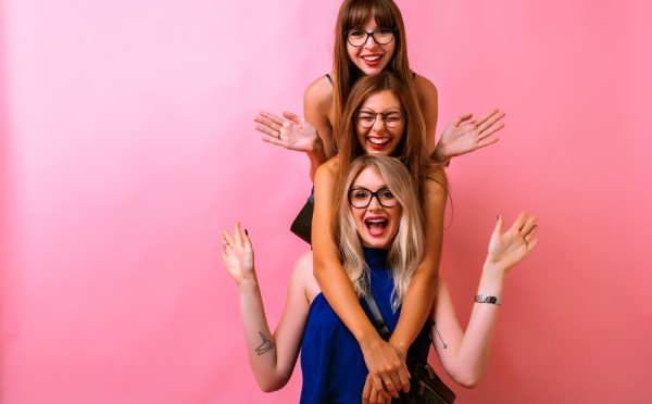 Гороскоп на пятницу, 16 января 2026 года: Львам – творческий день, Стрельцам – домашние хлопоты, Козерогам – интересное предложение