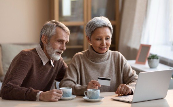 Кто может выйти на пенсию досрочно в 2026 году — кому гарантирована льгота: аж на 2 года раньше