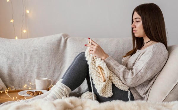 Когда всё надоело — что делать дома, если ничего не хочется: 17 идей для отдыха без суеты