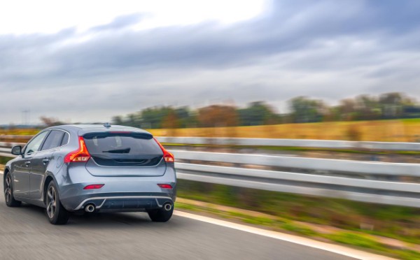 Назад ходу нет — дорога не прощает таких желаний: простой вопрос ПДД не покорился 59% сдававших экзамен