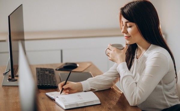 Если работа, то только в удовольствие — гороскоп для 1 знака Зодиака-счастливчика на 19 января