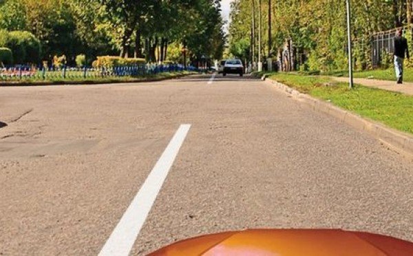 Если слышите сирену — это ваш экзамен на адекватность: на экзамене по ПДД уступают не все, ошибаются 46%